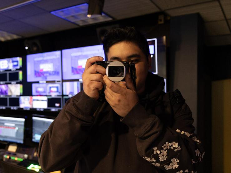 Building Your Own Major: Quinones ’27 Blends Photojournalism with Path to Law School