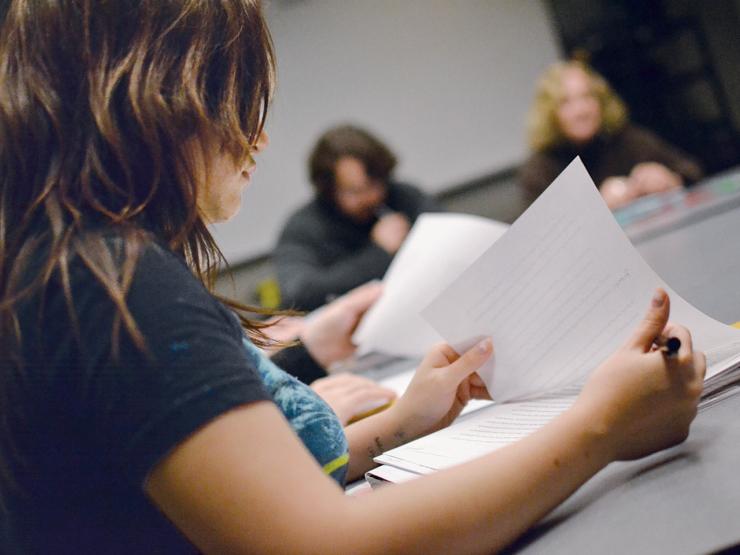 Woman in Creative Writing workshop