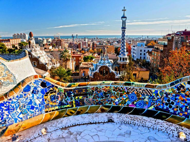 Blanquerna School of Communication in Barcelona. Photo credit: iStock.com/MasterLu