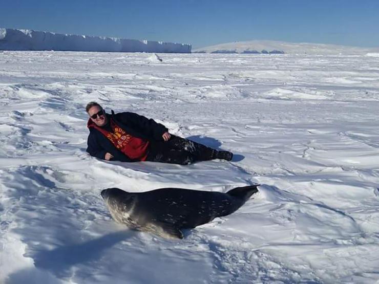 From Breaking Ice to Cracking Up: Coast Guard Veteran Studying Comedic Arts