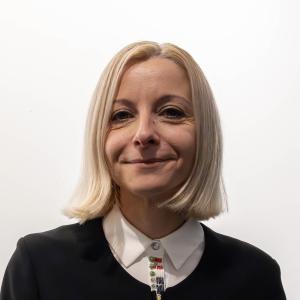 Headshot of Roxana Maiorescu