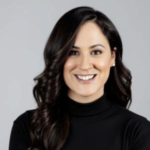 Holly Tarnower Headshot