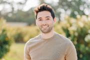 Headshot of Hunter Reis