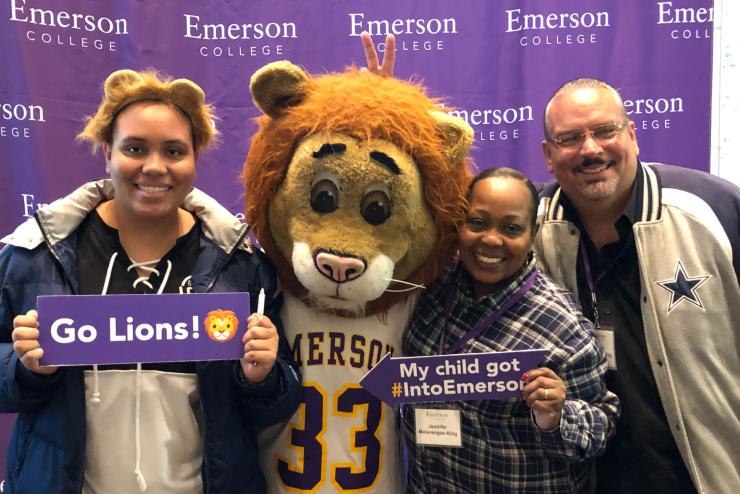 Family of an accepted student with Griff the Lion