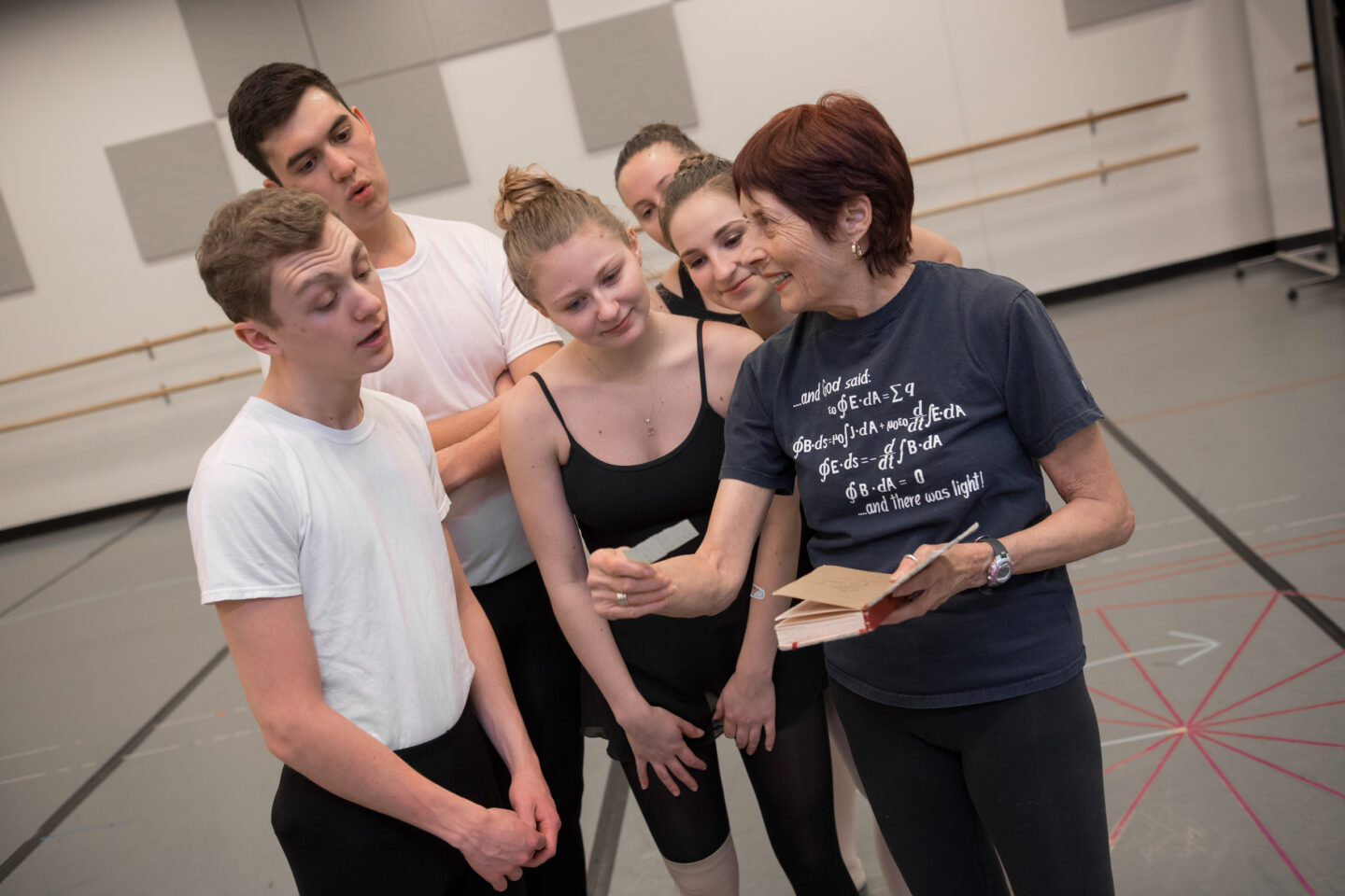 PERFORMING ARTS, Academics, Emerson, Emerson College, Paramount Center, undergrad, undergraduate, dance, ballet, dancing, para, studio Marlena Yannetti teaches her Ballet class to Undergrads