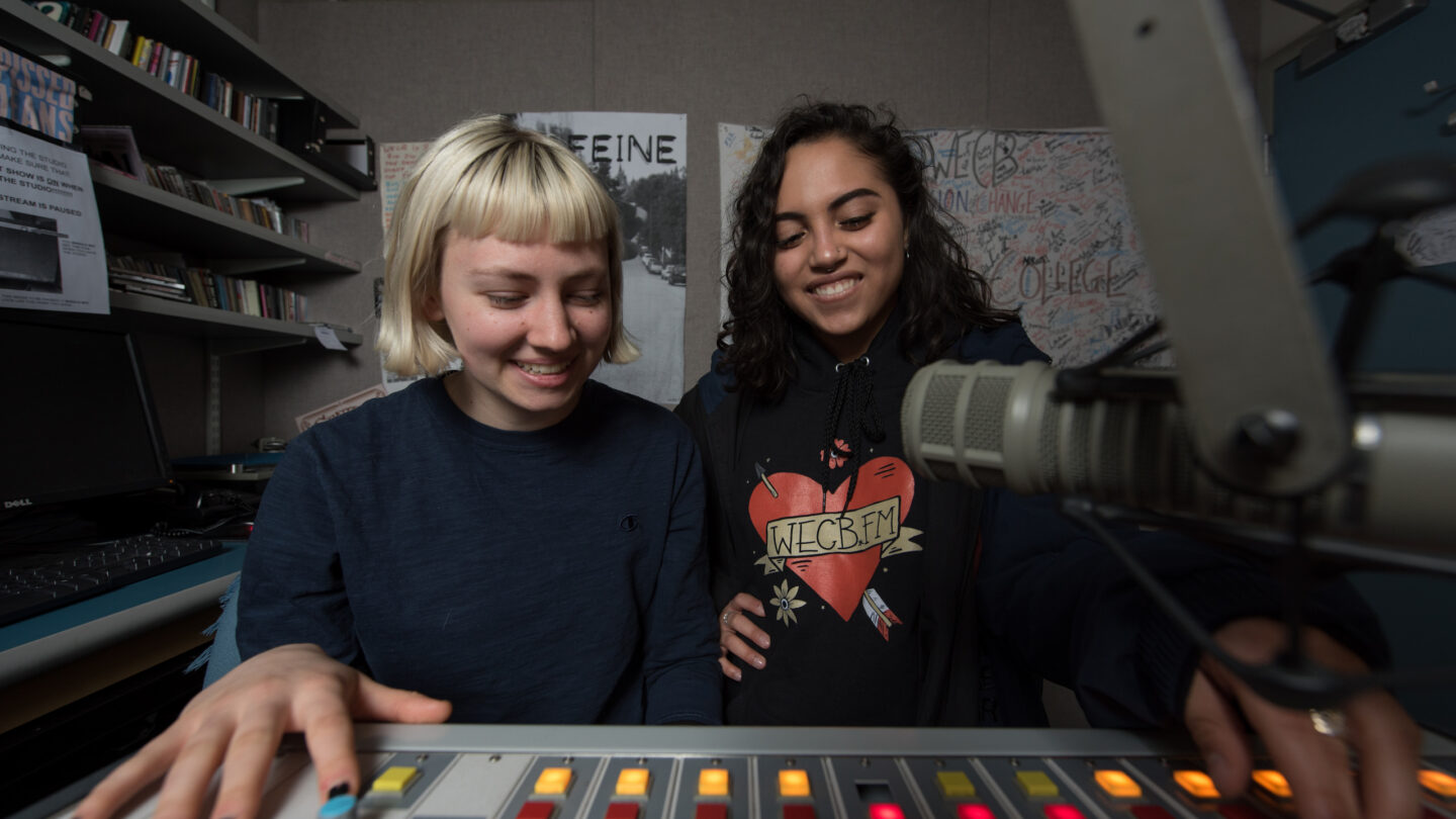 undergraduate, undergrad, WERS, 88.9, UNCOMMON RADIO, radio, DJ, control booth, controls, Emerson College, Student Life