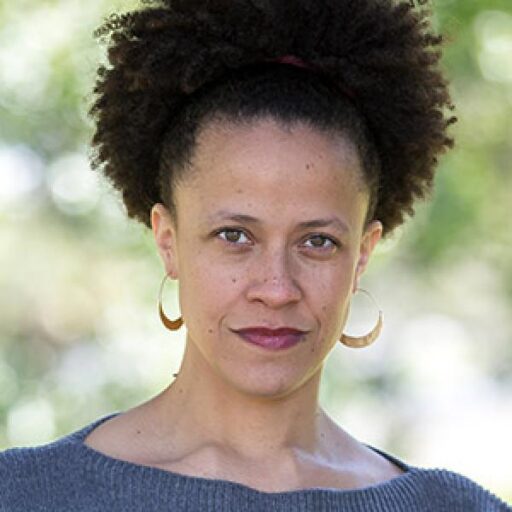 Lizzy Davis Headshot