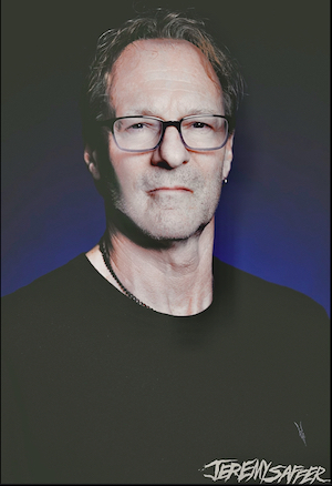 Douglas Quintal Headshot