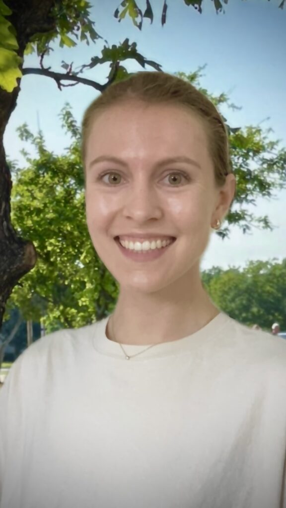 Kathryn Swartz Headshot