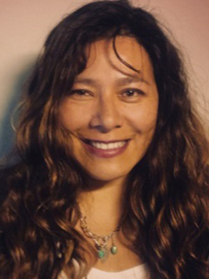 Maria Agui Carter Headshot