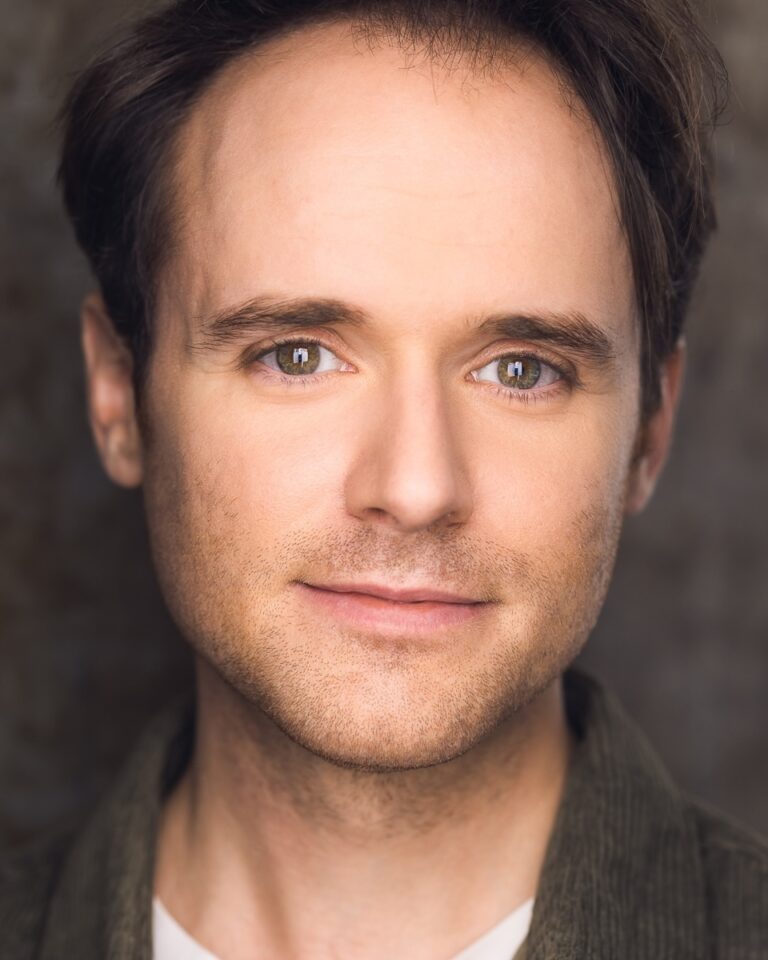 Chris Stahl Headshot