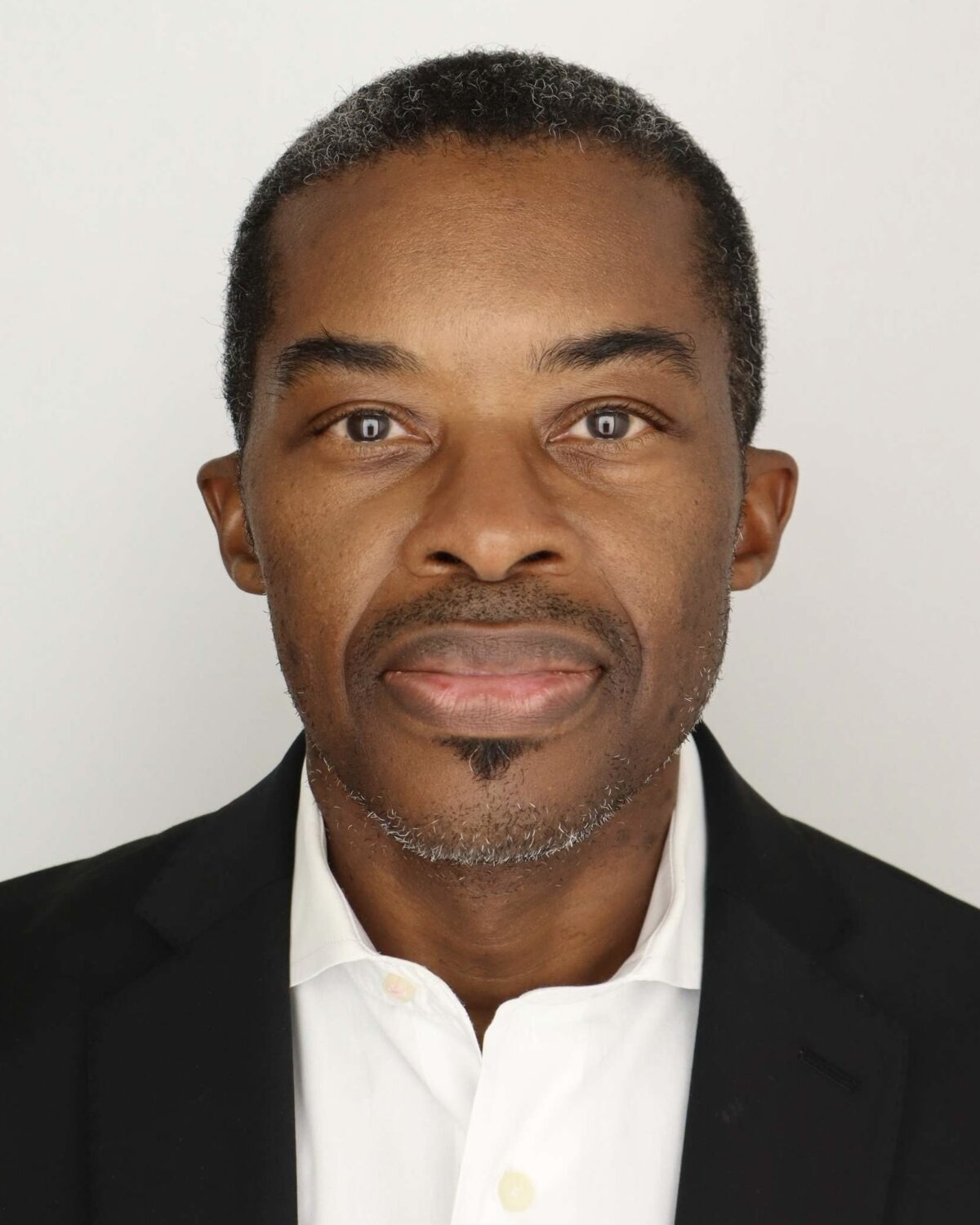 Brent Smith Headshot