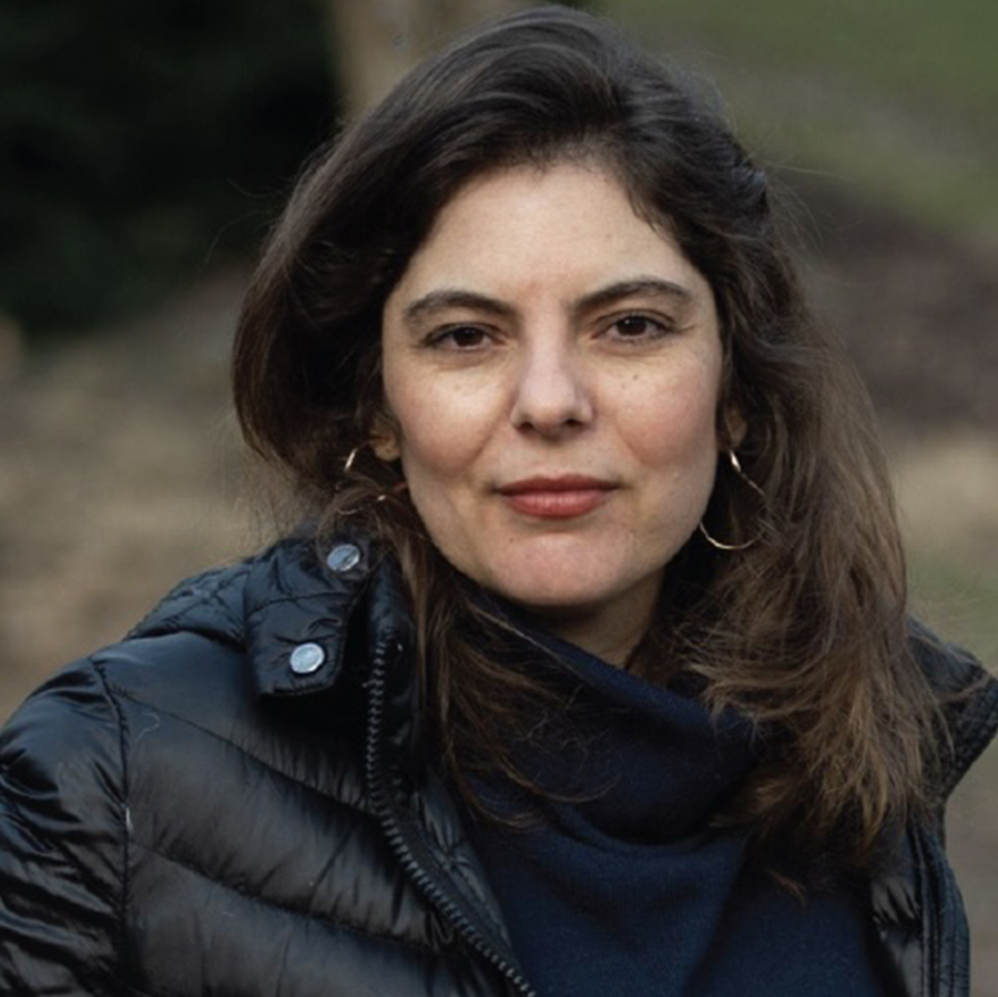 Paula Moura head shot
