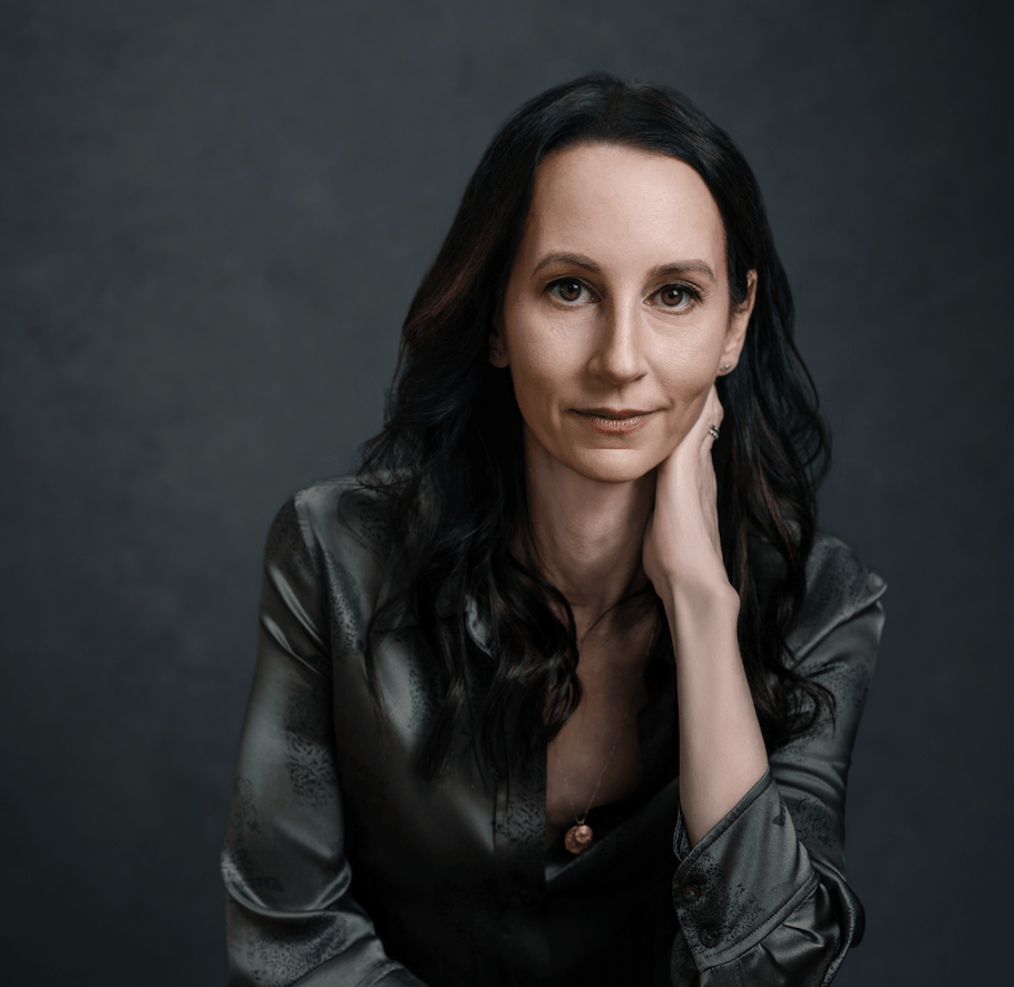 Nicole Graev Lipson