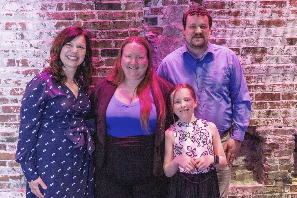 Lisa Wisman Weil, Megan Marr O’Neil and her family. 